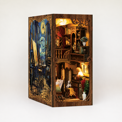 Art Workshop Book Nook