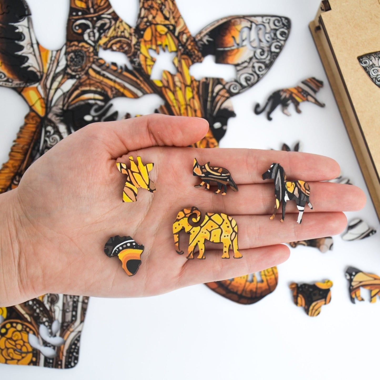 Graceful Giraffe Puzzle - Lubiwood UK